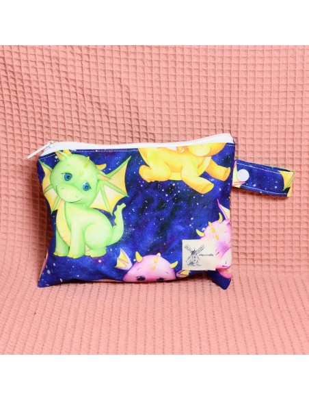 Wetbag 'Drachenhimmel' – Die Nasstasche mit Drachen-Motiv - Seitenansicht