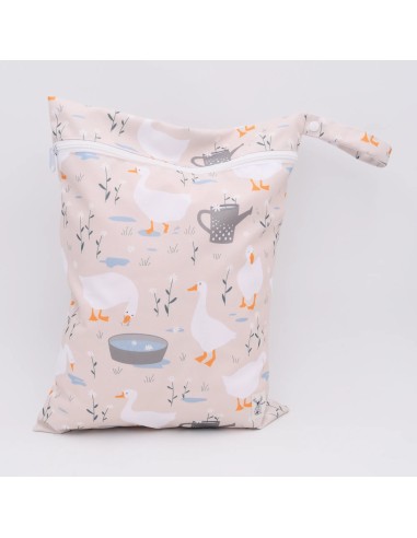 Wetbag 'Gänsewiese' – Die Nasstasche mit Gänse-Motiv - Rückansicht
