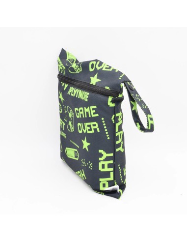 Wetbag 'Game Over' | Wasserfeste Nasstasche im coolen Gamer-Design - Nahaufnahme