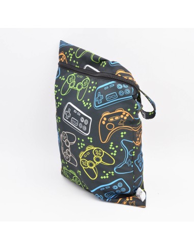 Wetbag 'Joypad' | Nasstasche im bunten Retro-Controller-Design - Praktisch im Alltag