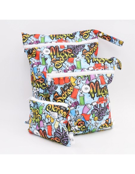 Wetbag "Urban Artist" | Die Nasstasche im coolen Graffiti-Style - Stoffstruktur und Material