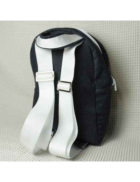 Geschenkset "Abenteuer-Starter" – Rucksack, Wetbag & Waschlappen - Stoffstruktur und Material