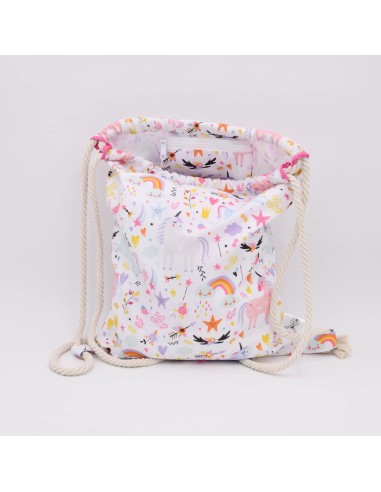 Geschenkset "Einhorn-Wunder" – Turnbeutel, Wetbag & Halstuch - Rückansicht