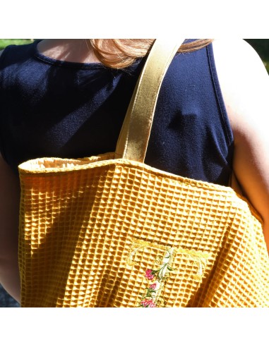 Personalisierte Waffel-Umhängetasche "Sonnengelb" | Mommy Bag - Rückansicht