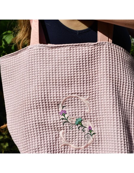 Personalisierte Waffel-Umhängetasche "Altrosa" | Mommy Bag - Verarbeitung im Detail
