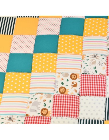 Patchwork Krabbeldecke 'Kunterbunte Entdeckerwelt' | personalisierbar - Handgemacht in Bayern