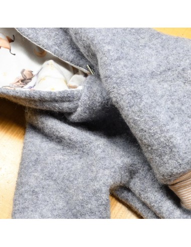 Wollwalk Overall "Gute Nacht" (Grau) mit süßen Baumwollfutter - Seitenansicht