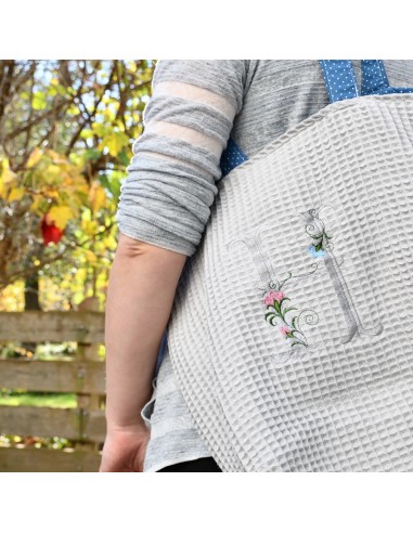Personalisierte Waffel-Umhängetasche "Grau" | Mommy Bag - Nahaufnahme