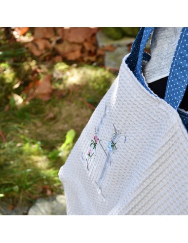 Personalisierte Waffel-Umhängetasche "Grau" | Mommy Bag - Seitenansicht