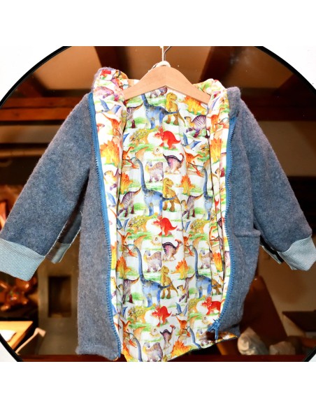 Walkjacke "Dino-Abenteuer" (Blau) mit hübschem Baumwollfutter - Seitenansicht