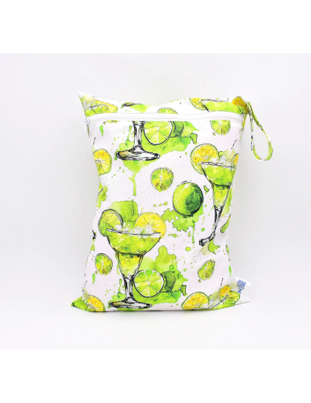 Wetbag 'Limetten-Spritz' | Die wasserabweisende Nasstasche mit Sommer-Motiv - Stoffstruktur und Material