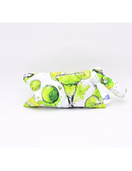 Wetbag 'Limetten-Spritz' | Die wasserabweisende Nasstasche mit Sommer-Motiv - Liebevolle Details