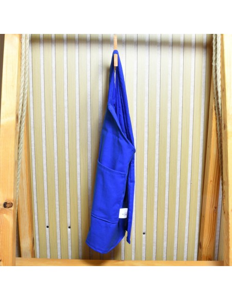 Blaue Kinderschürze 'Blaubeerzeit' | Latzschürze mit Namen - Verarbeitung im Detail