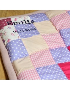 Patchwork Krabbeldecke 'Kunterbunte Entdeckerwelt' | personalisierbar 2