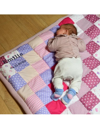 Patchwork Krabbeldecke 'Kunterbunte Entdeckerwelt' | personalisierbar - Weitere Perspektive