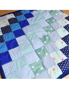Patchwork Krabbeldecke 'Kuschelvergnügen' | personalisierbar