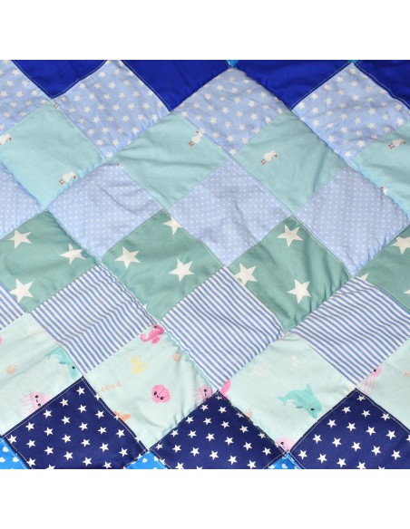 Patchwork Krabbeldecke 'Kuschelvergnügen' | personalisierbar - Rückansicht