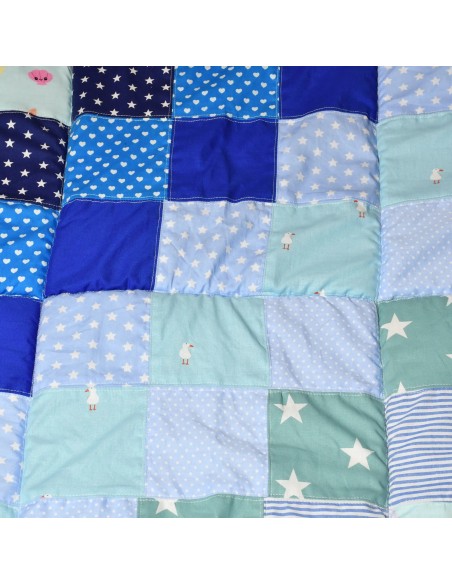 Patchwork Krabbeldecke 'Kuschelvergnügen' | personalisierbar - Farbwirkung