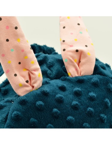 Kuscheliger Kinderrucksack 'Häschen' | mit Hasenohren & Namen - Nahaufnahme
