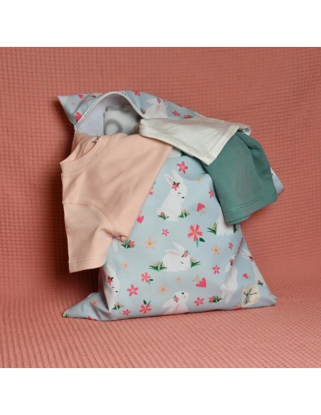 Wetbag 'Hasi' – Die süße Nasstasche mit Hasen-Motiv - Praktisch im Alltag