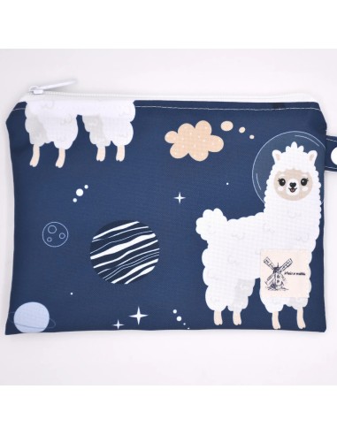 Wetbag 'Space Lamas' – Die lustige Nasstasche mit Lamas im Weltraum - Seitenansicht